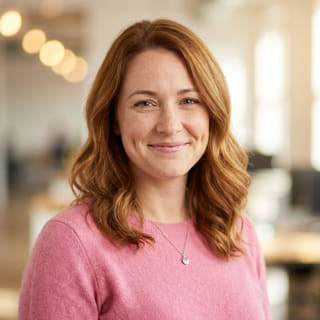 Emily Watson, Head of Customer Support bei Pfeil Vermothal, Profilbild